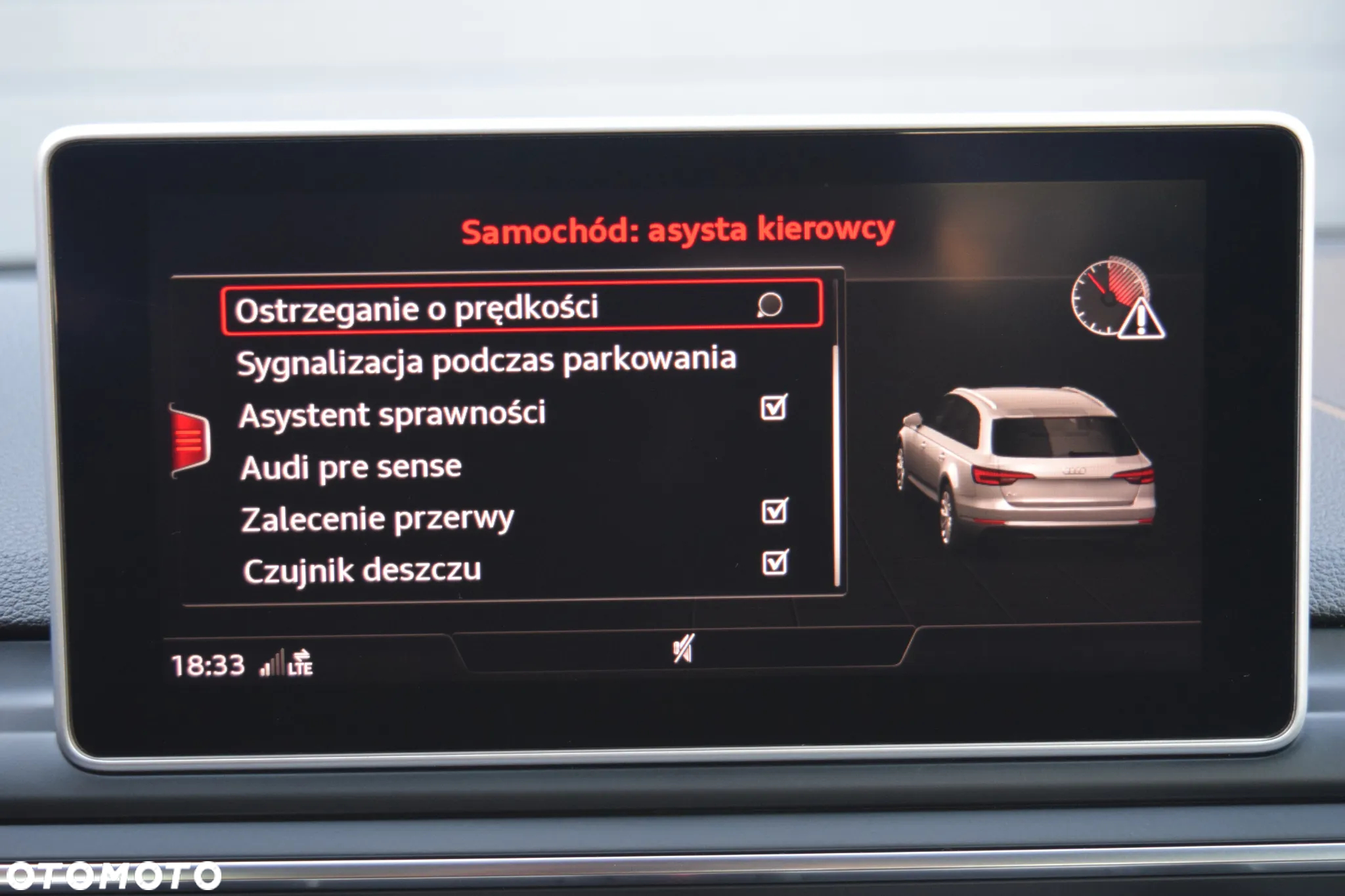 Audi A4 Avant 2.0 TDI Design - 26