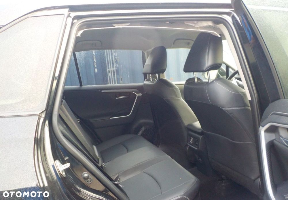 Toyota RAV4 - 23