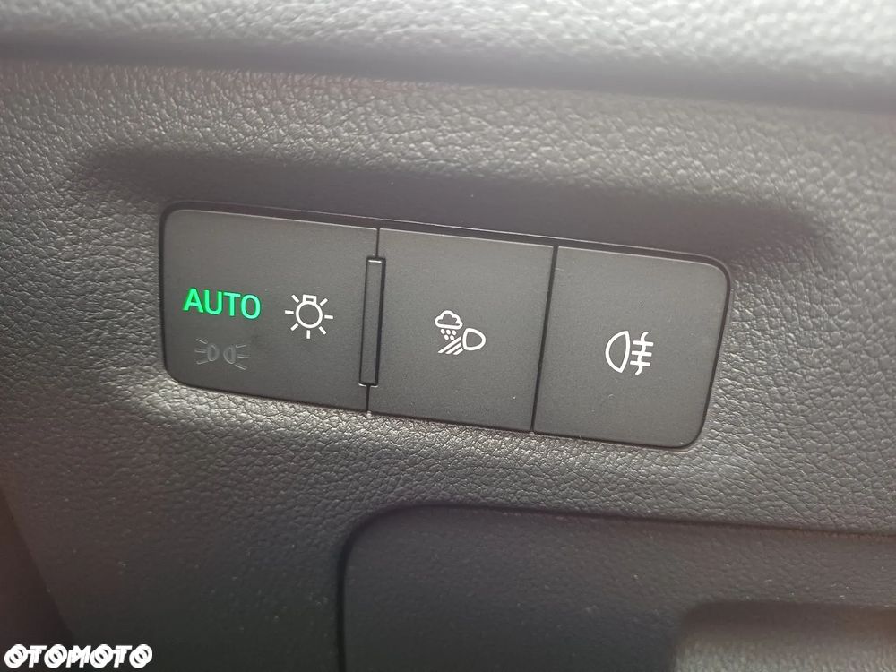 Skoda Octavia 1.5 TSI mHEV Sportline DSG - 20