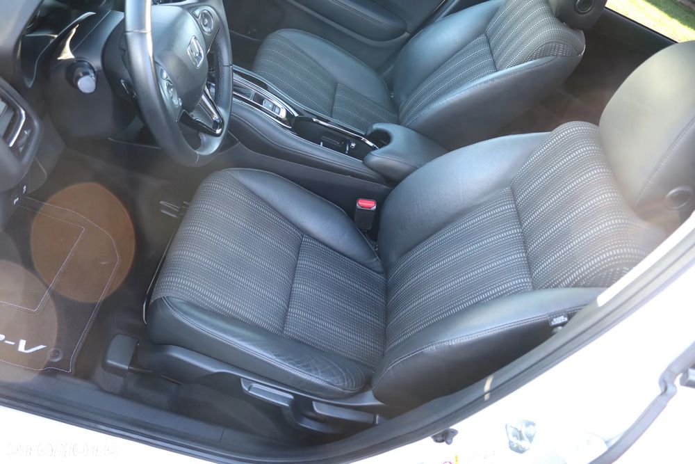 Honda HR-V 1.5 Elegance (ADAS/Honda Connect+) CVT - 25