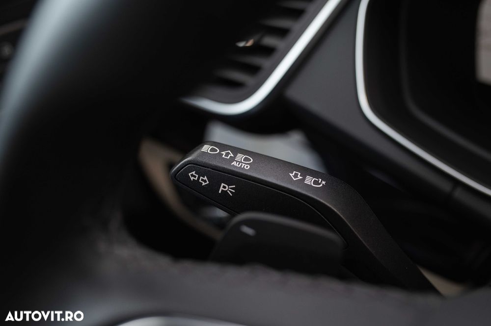 Audi Q5 40 TDI quattro S tronic S line - 35