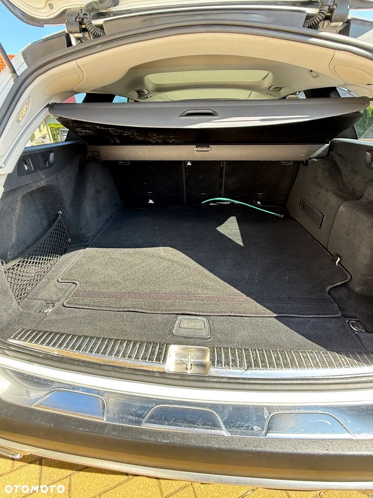Mercedes-Benz Klasa E 220 d 4-Matic All-Terrain - 8