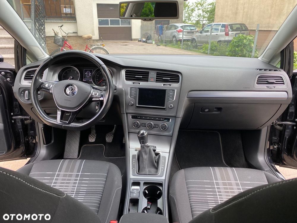 Volkswagen Golf VII 1.2 TSI BMT Trendline - 11
