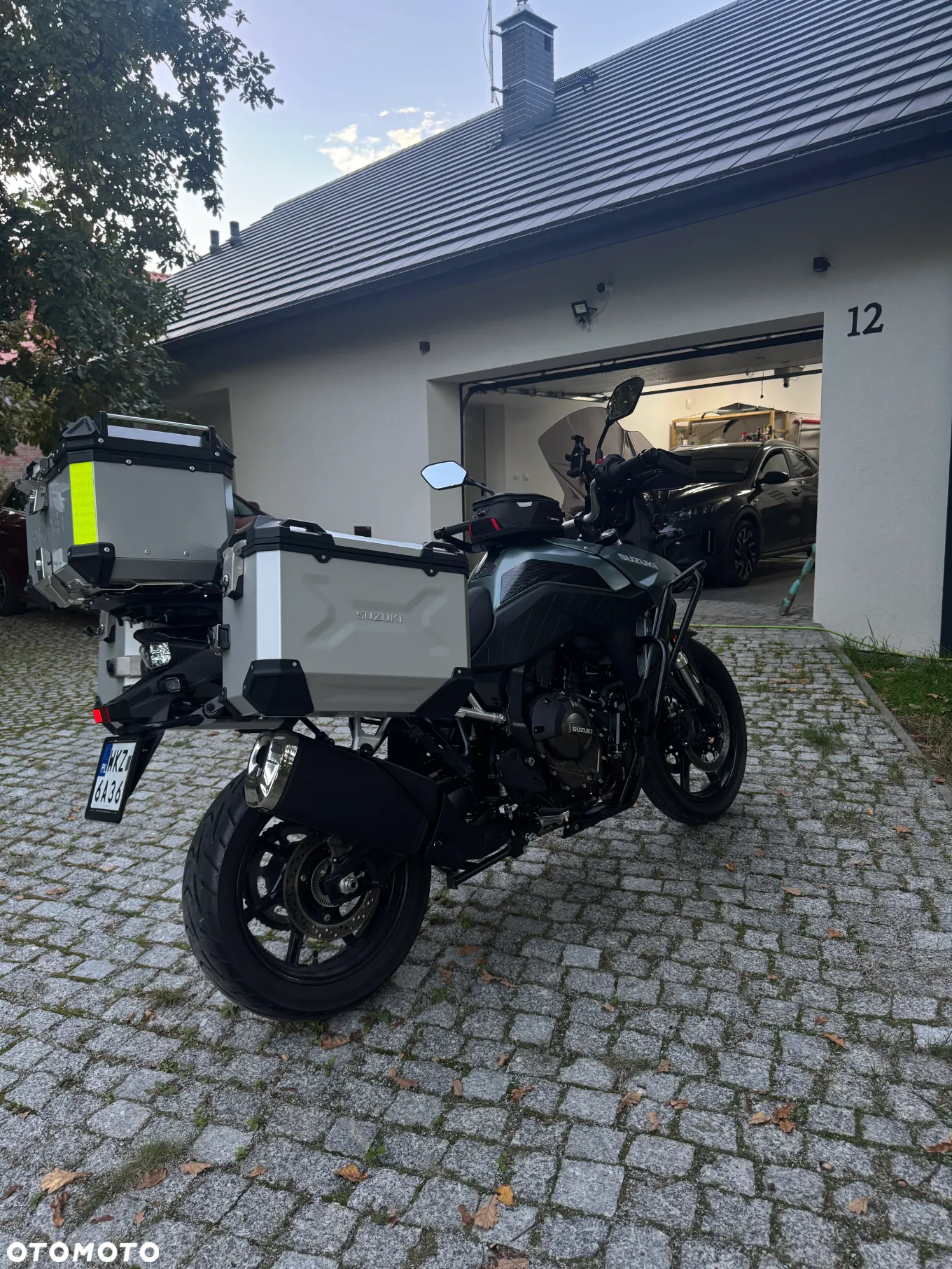 Suzuki V-STROM - 2