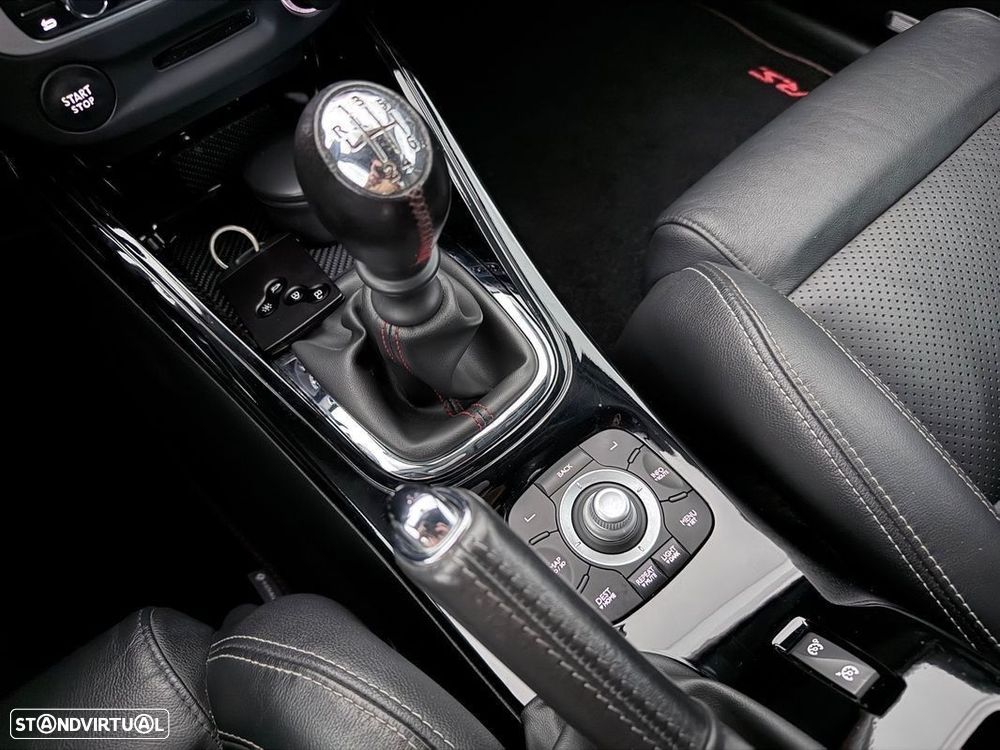 Renault Mégane Coupe 2.0 T RS - 23