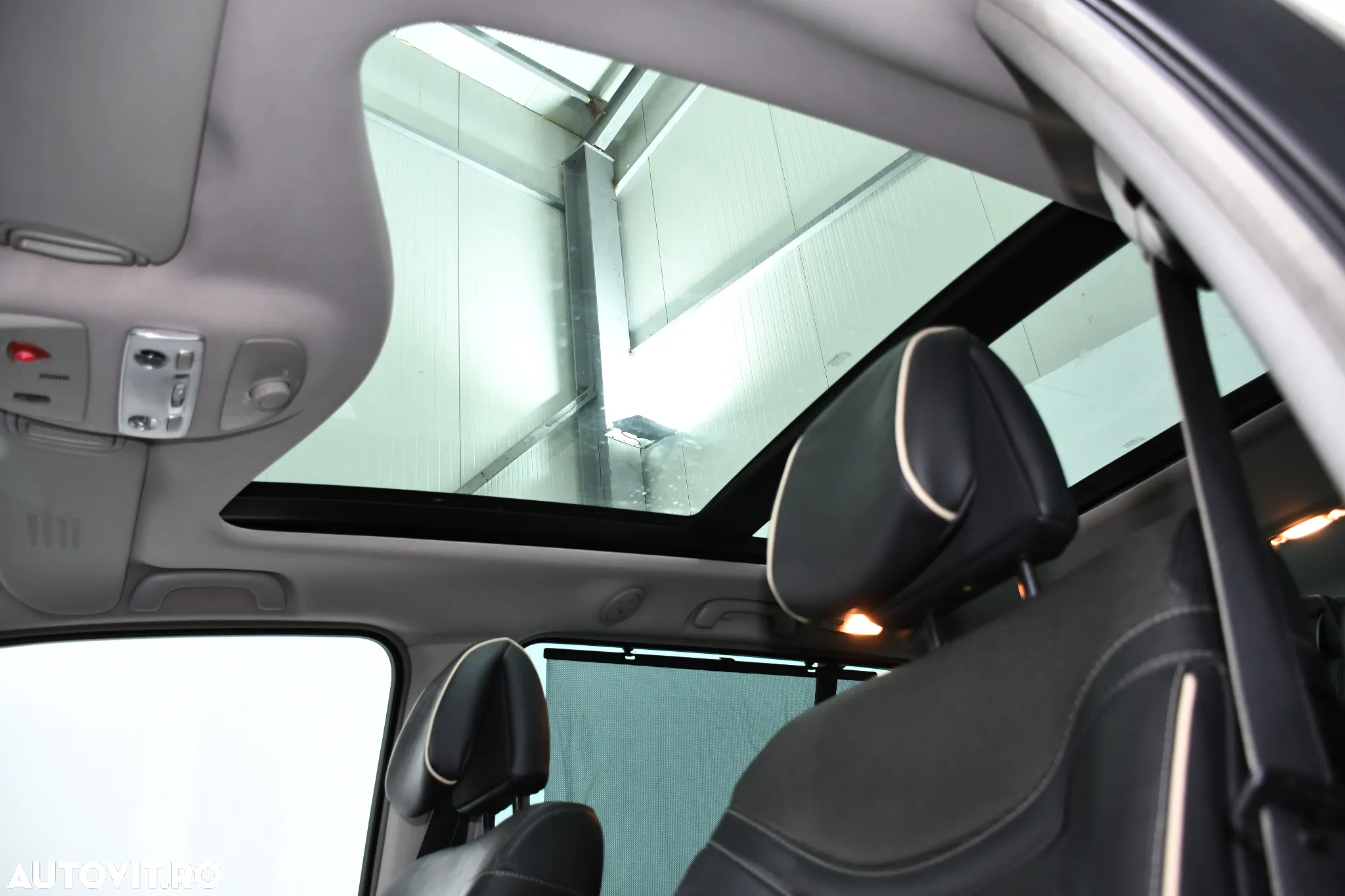 Renault Espace 2.0 dCi 175 FAP Aut. Initiale - 17