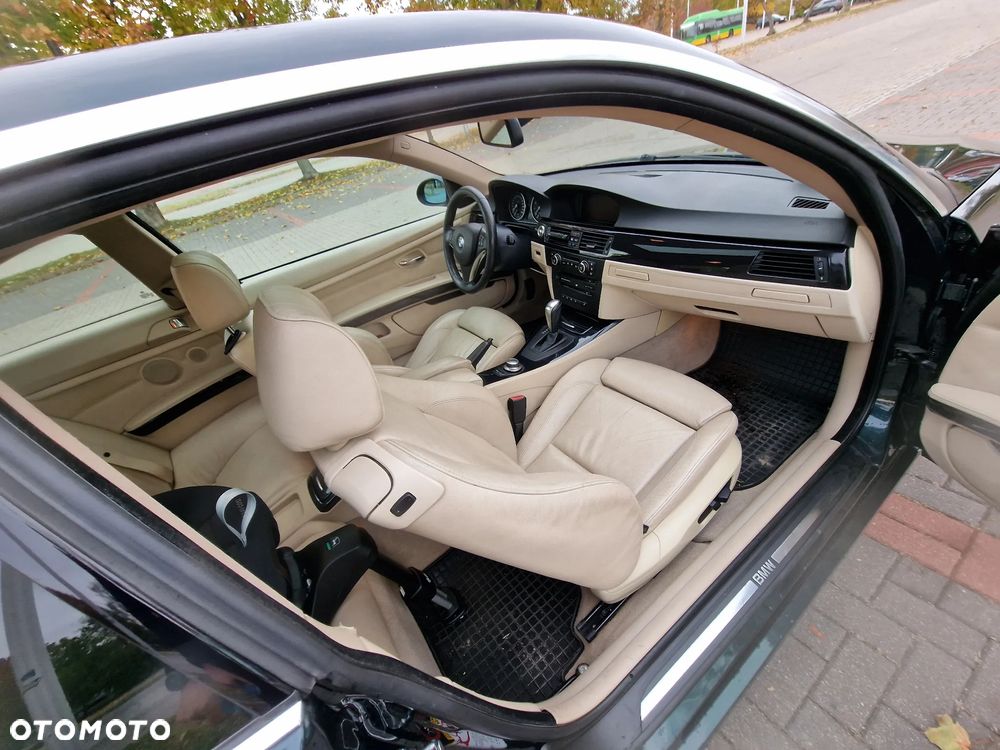 BMW Seria 3 330xi - 7