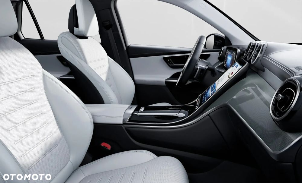 Mercedes-Benz GLC 300 d 4Matic 9G-TRONIC AMG Line Advanced - 34