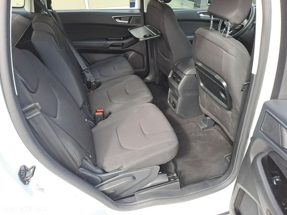 Ford S-Max - 10