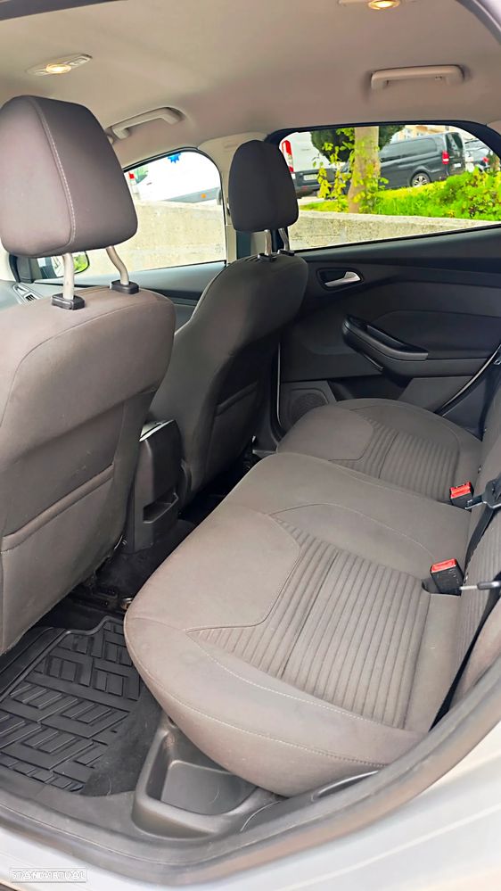 Ford Focus 1.5 TDCi Titanium - 10