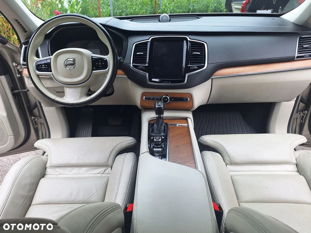 Volvo XC 90 T6 AWD Geartronic Inscription - 34