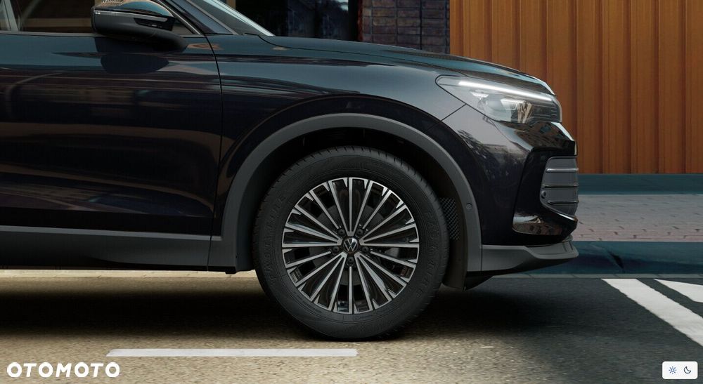 Volkswagen Tiguan - 12