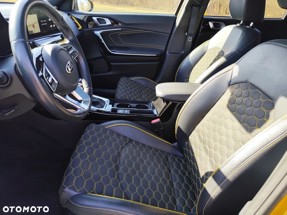 Kia XCeed 1.4 T-GDI OPF DCT7 PLATINUM EDITION - 11