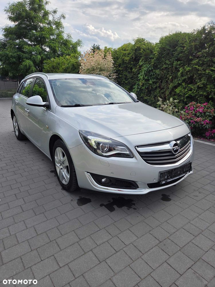 Opel Insignia - 1