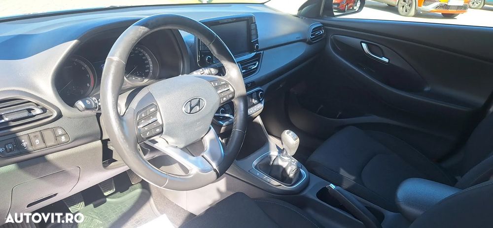 Hyundai i30 1.5 110CP 5DR M/T Highway - 8