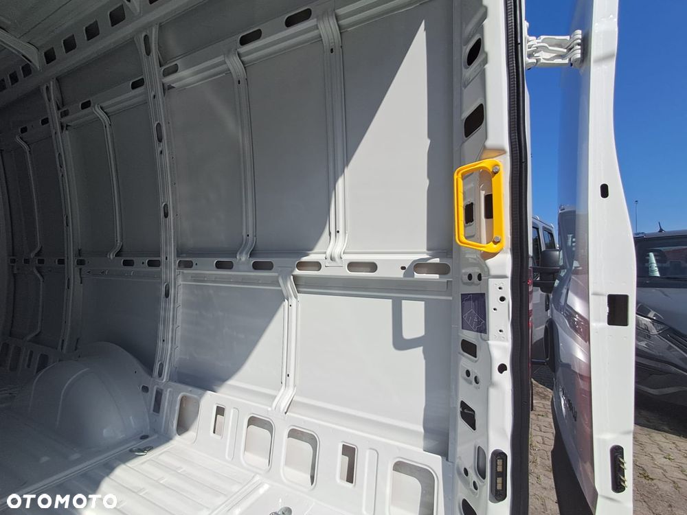 Iveco Daily 35S18HA8 V - 10
