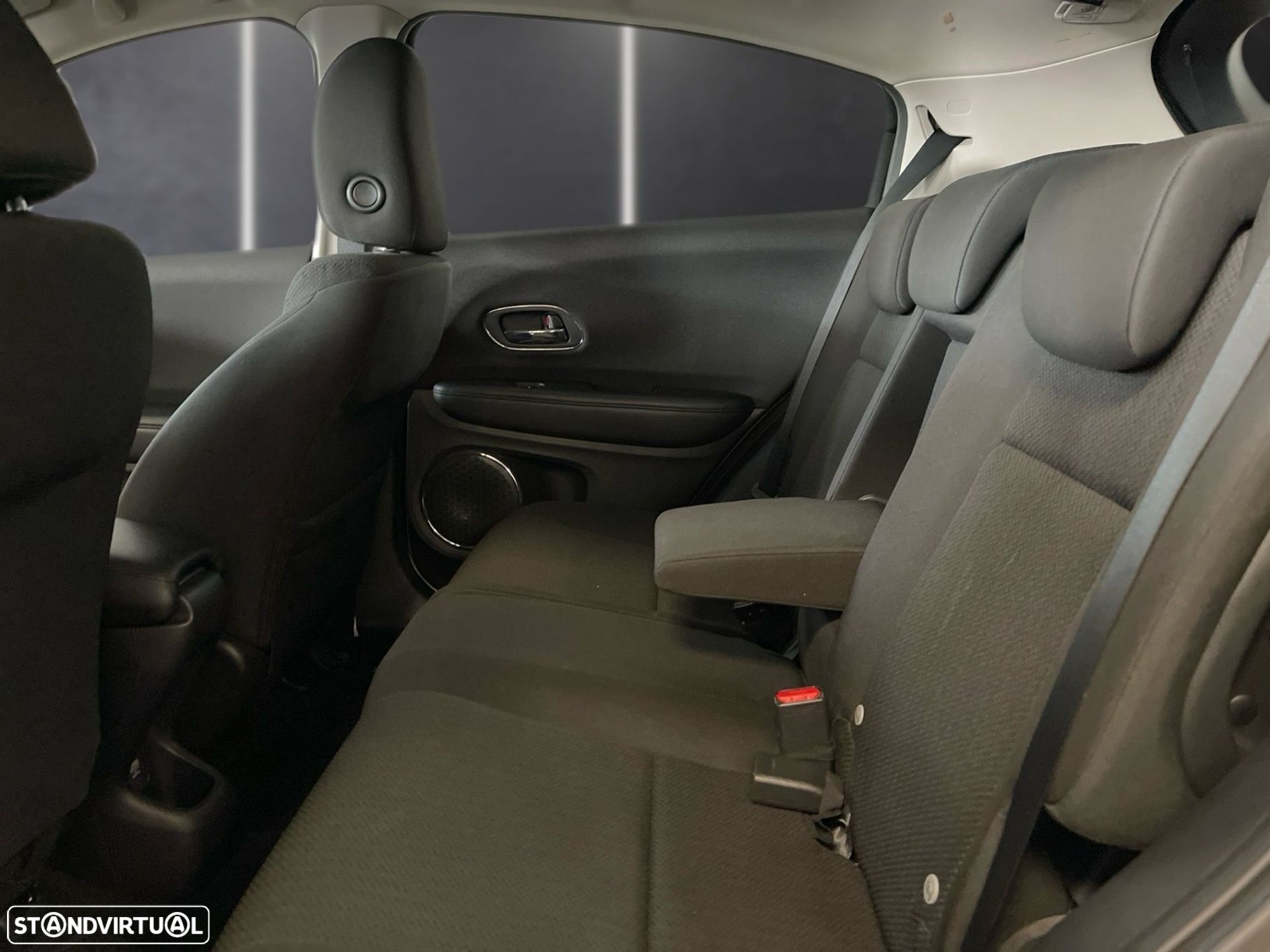 Honda HR-V 1.6 i-DTEC Elegance+Connect Navi - 28