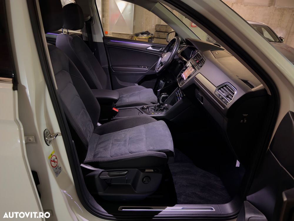 Volkswagen Tiguan 2.0 TDI SCR 4MOTION DSG Elegance - 22