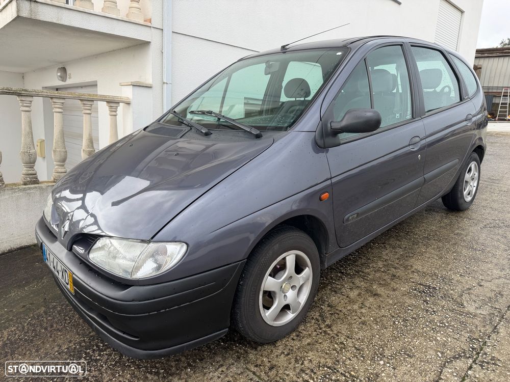 Renault Mégane Scénic 1.6 Symbol - 2