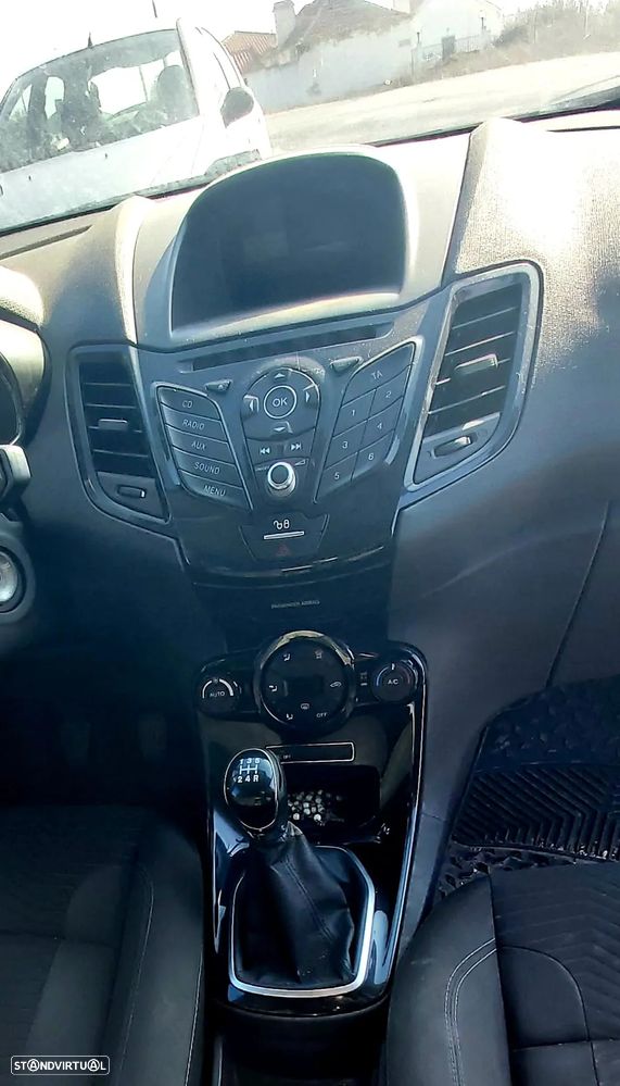 Ford Fiesta 1.0 Ti-VCT Titanium - 8