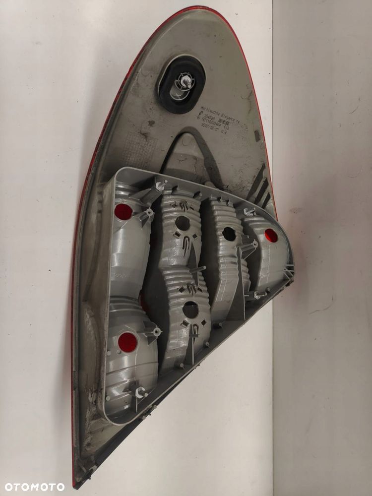 mercedes w211 lift 05-09 a2118202464 sedan lampa prawa tylna tyŁ - 4