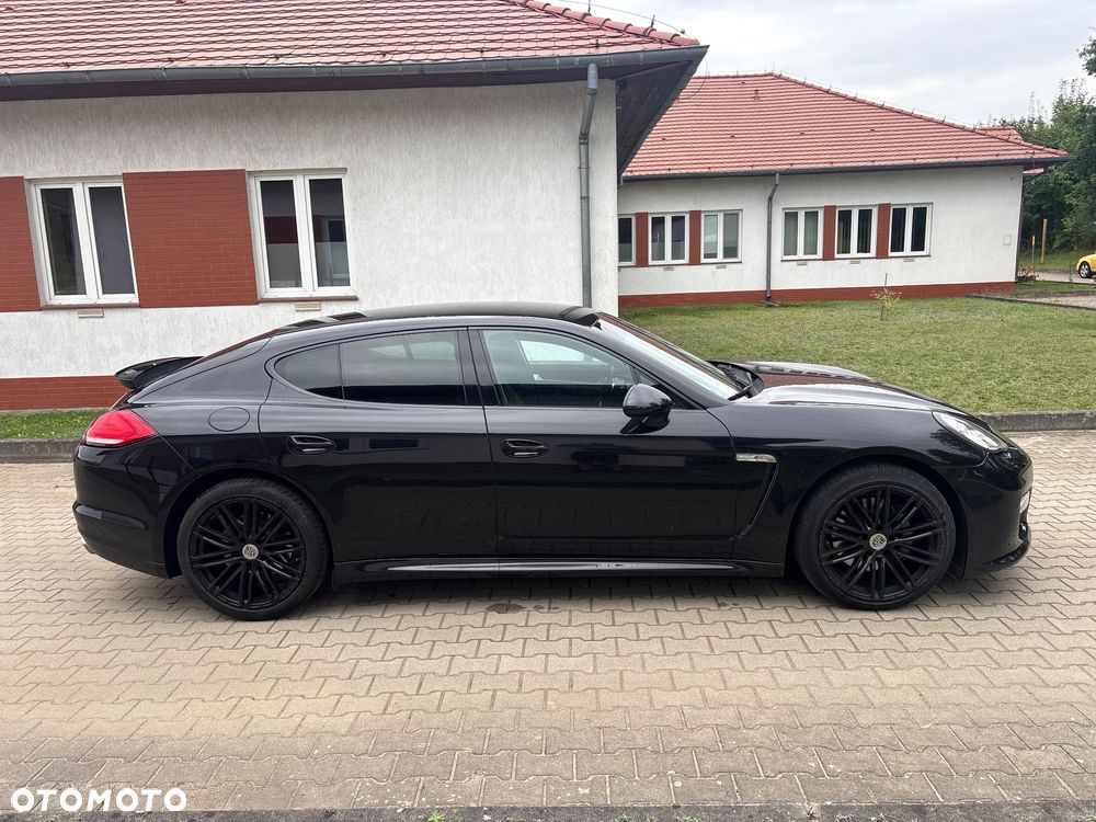 Porsche Panamera 4S PDK - 5