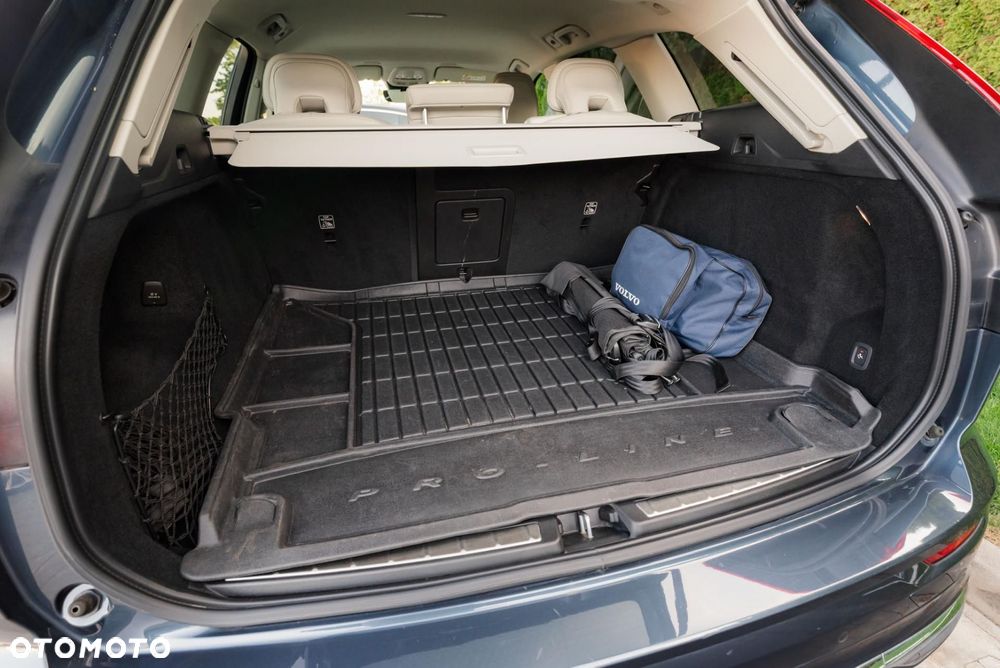 Volvo XC 60 B4 D AWD Inscription - 35