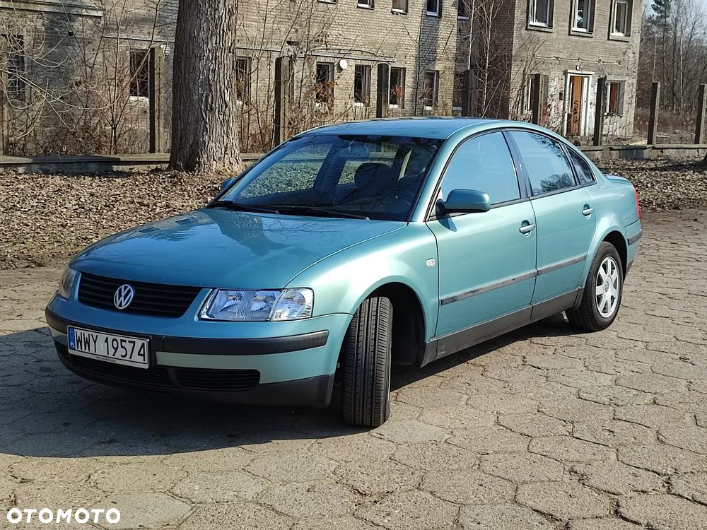 Volkswagen Passat - 2