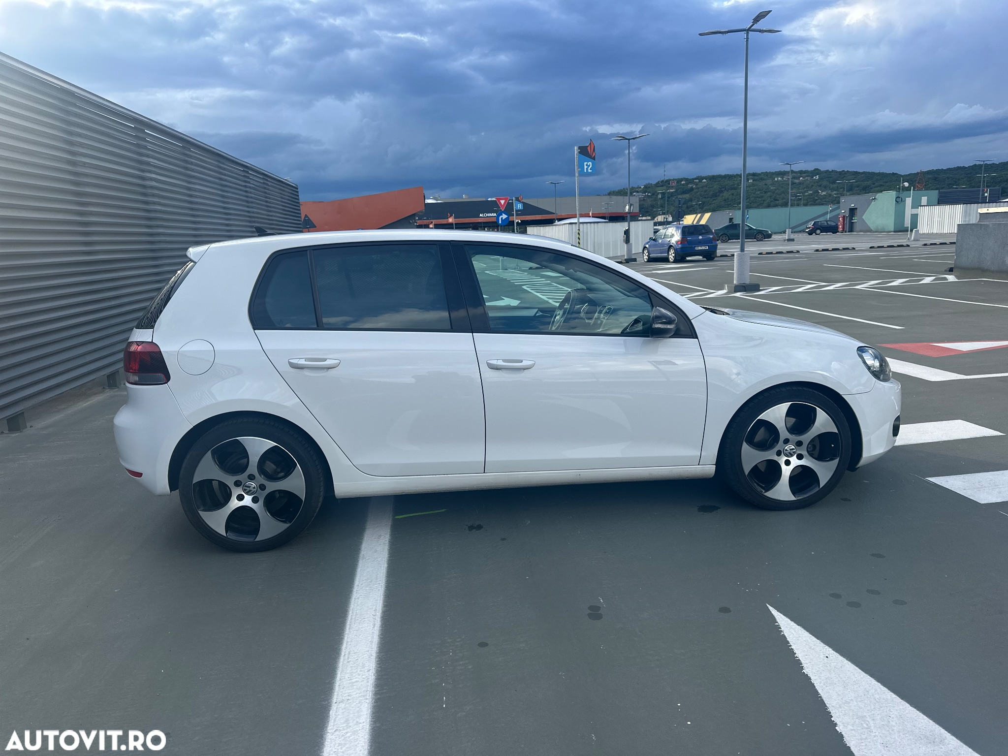 Volkswagen Golf 1.4 TSI DSG Highline - 28