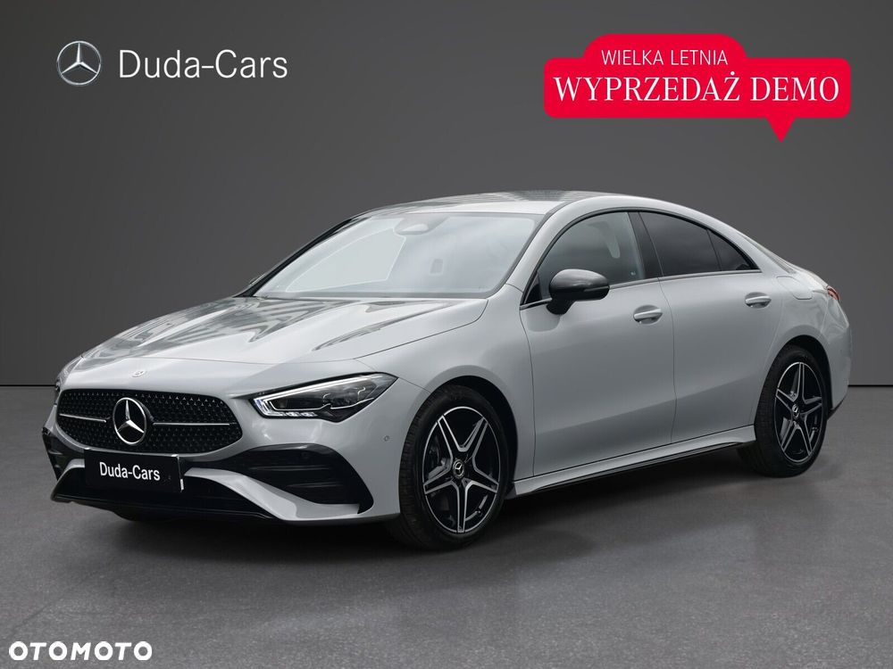 Mercedes-Benz CLA 200 7G-DCT - 2