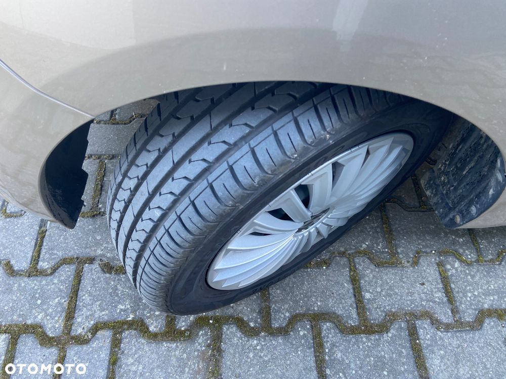 Hyundai i10 1.1 Comfort - 24