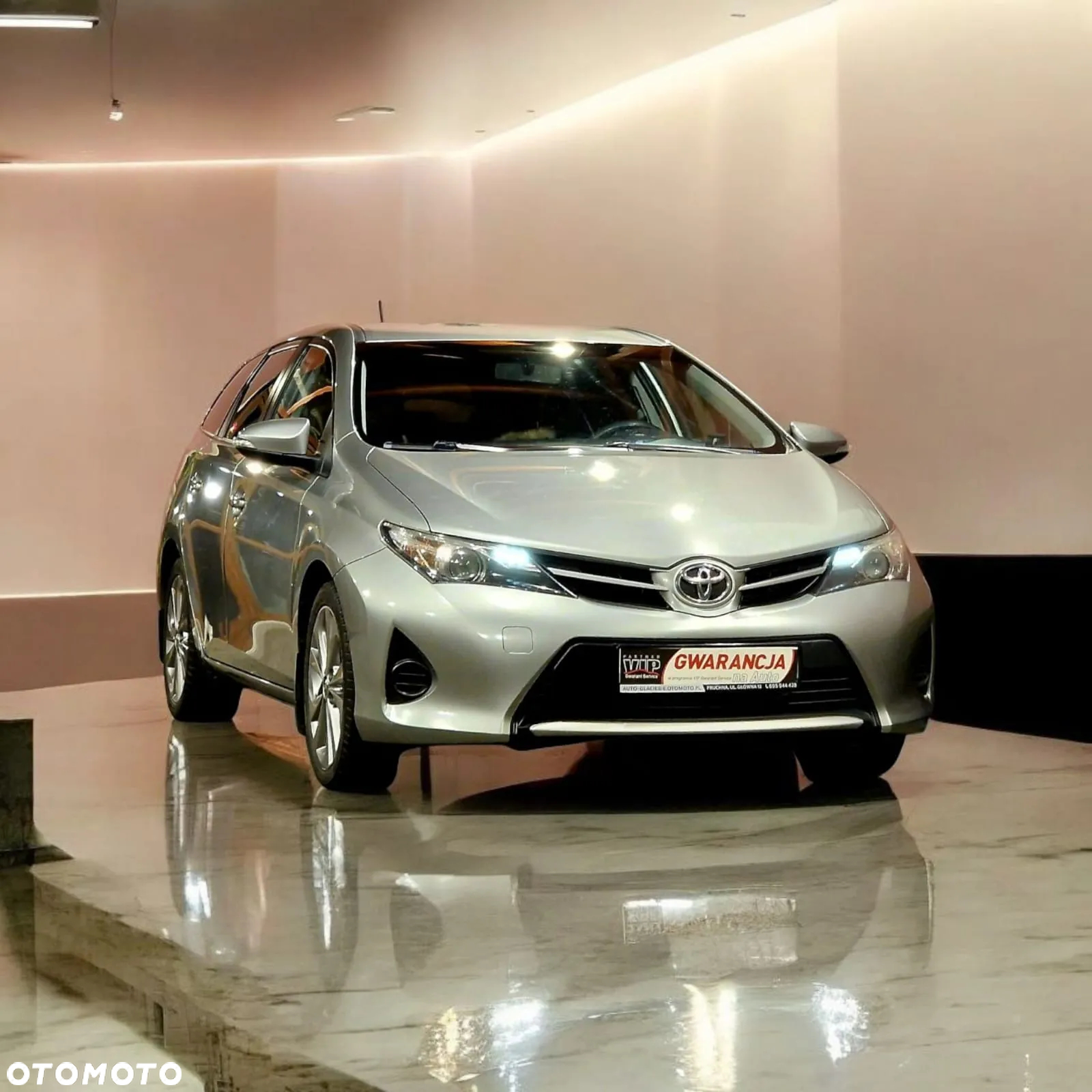 Toyota Auris 1.6 Active - 6