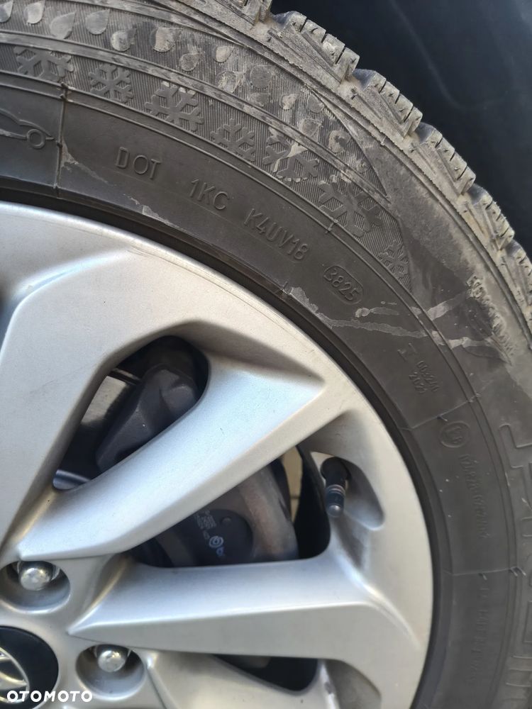 Hyundai Tucson 1.6 GDI BlueDrive Comfort 2WD - 16
