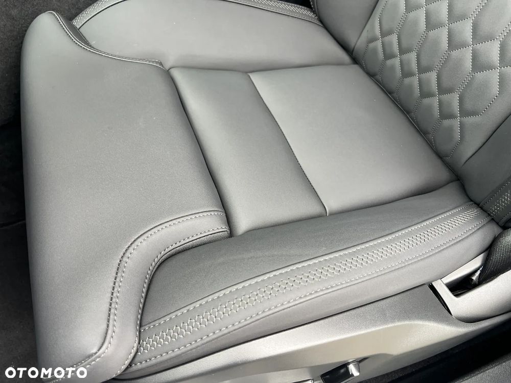 Volvo XC 90 T8 AWD Recharge Plus Dark - 26
