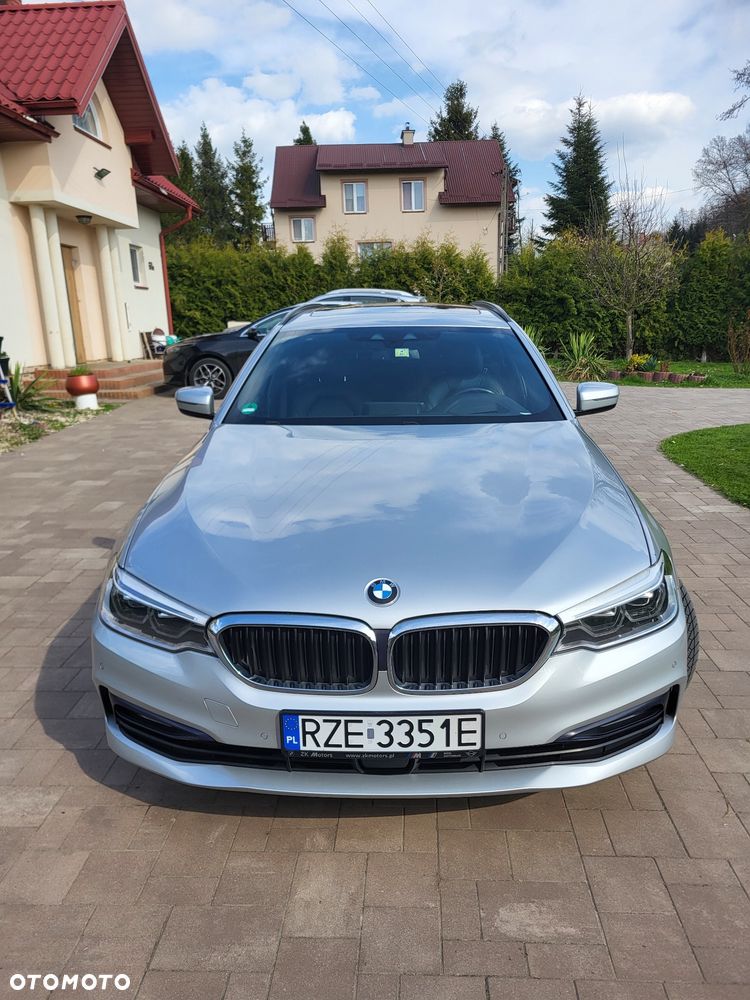 BMW Seria 5 520d xDrive Sport Line sport - 4