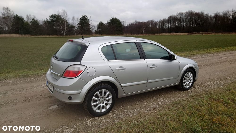 Opel Astra 1.6 Cosmo - 8