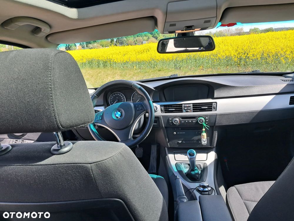 BMW Seria 3 320d DPF - 14