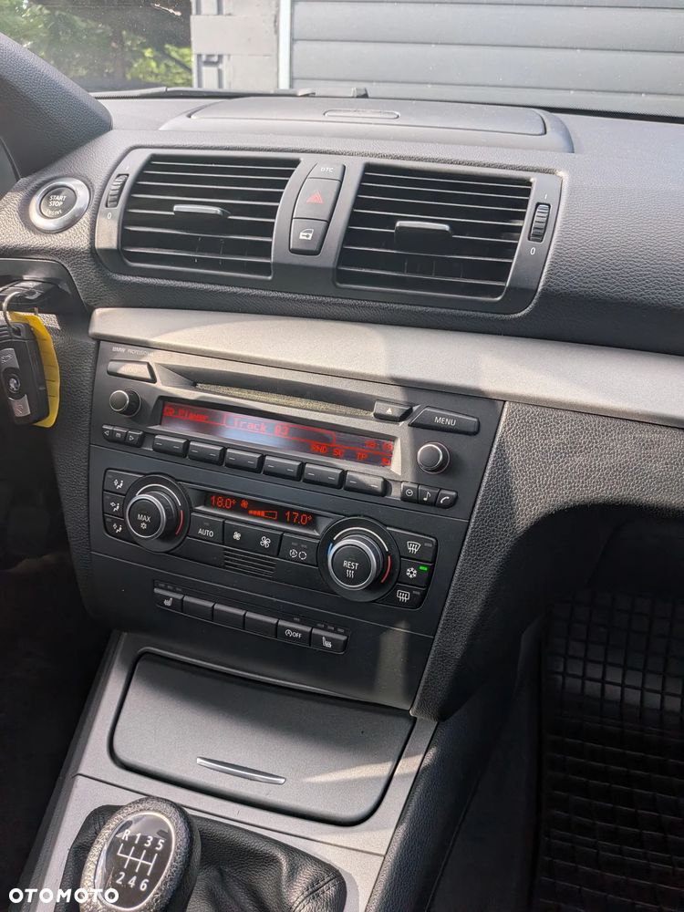 BMW Seria 1 118i - 10