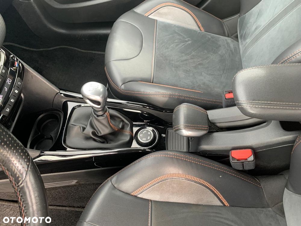 Peugeot 2008 - 24