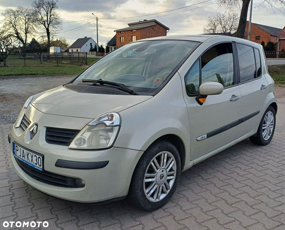 Renault Modus - 1