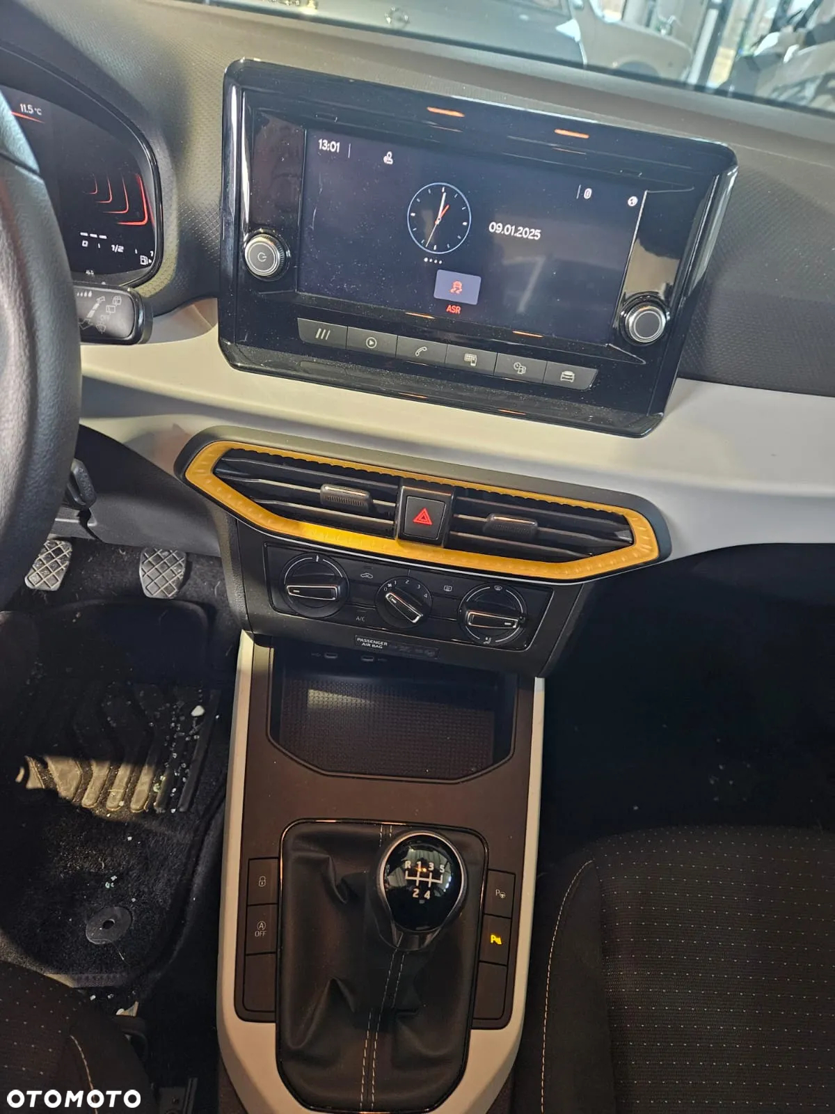 Seat Arona 1.0 Eco TSI Reference - 9