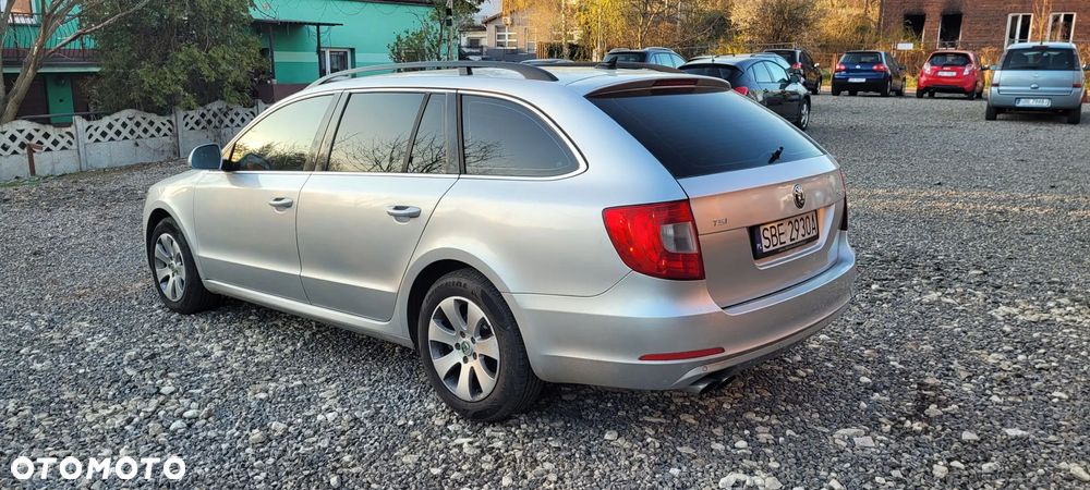 Skoda Superb 1.8 TSI FAMILY - 7