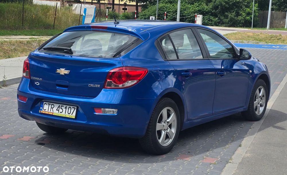 Chevrolet Cruze 1.6 LT+ - 5