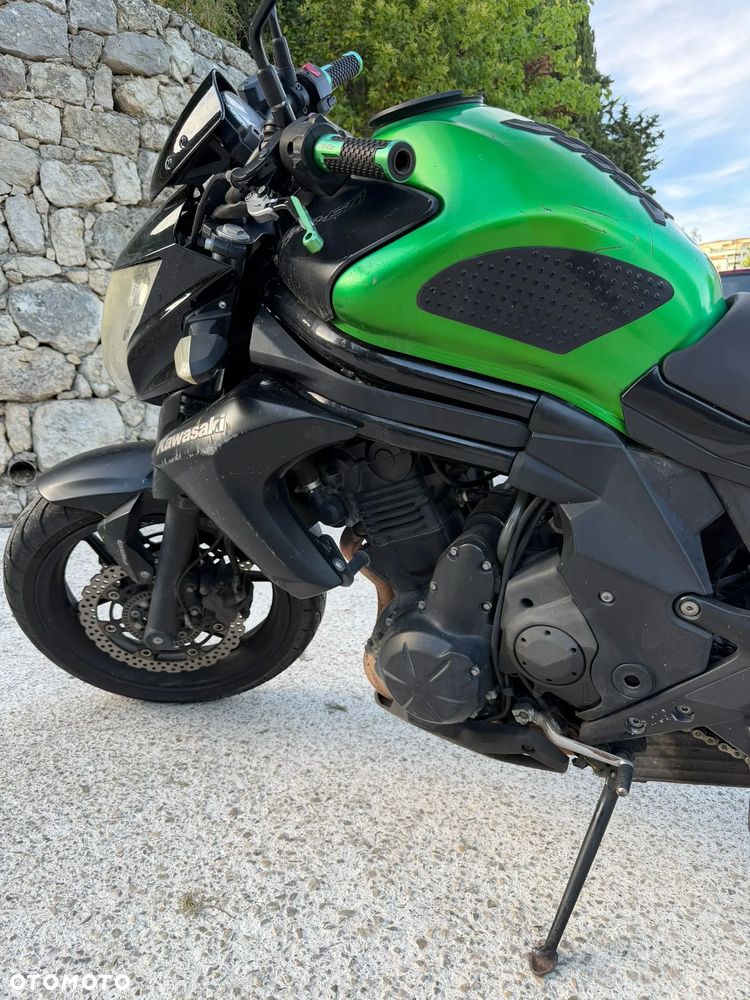 Kawasaki ER - 2