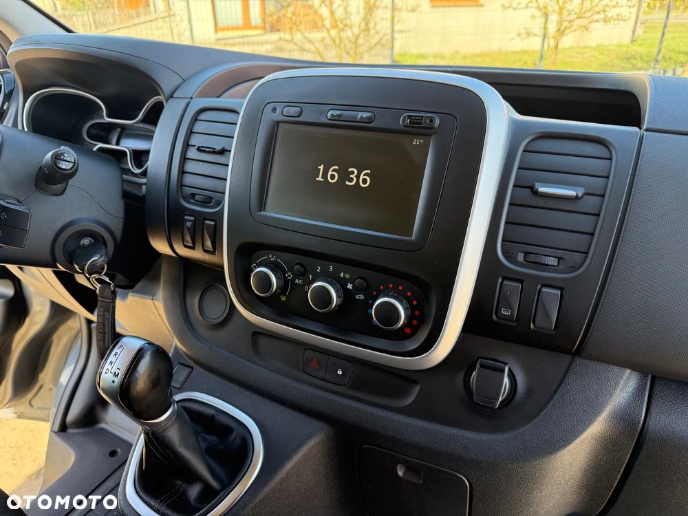 Renault Trafic - 24