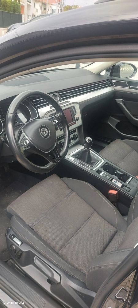 VW Passat Variant 2.0 TDi (BlueMotion ) Comfortline - 8