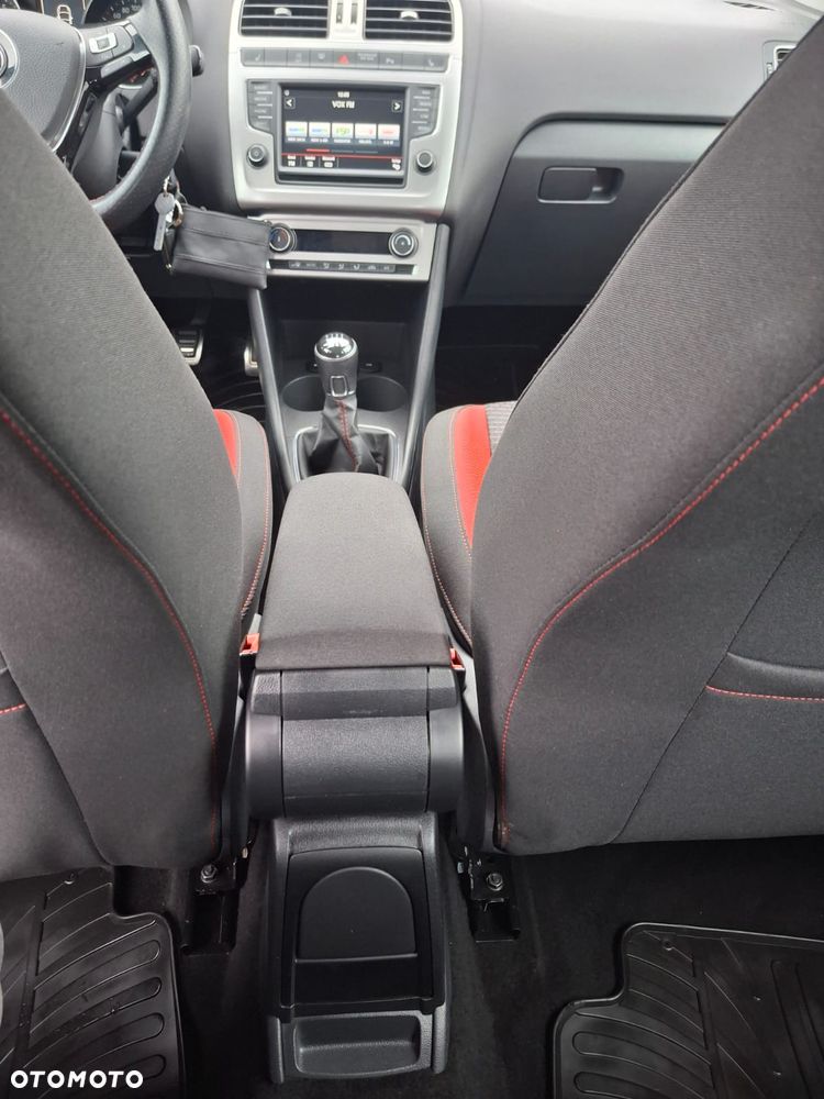 Volkswagen Polo 1.2 TSI (Blue Motion Technology) Cross - 18