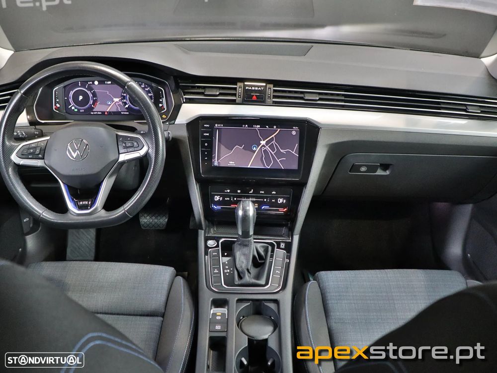 VW Passat Variant - 7