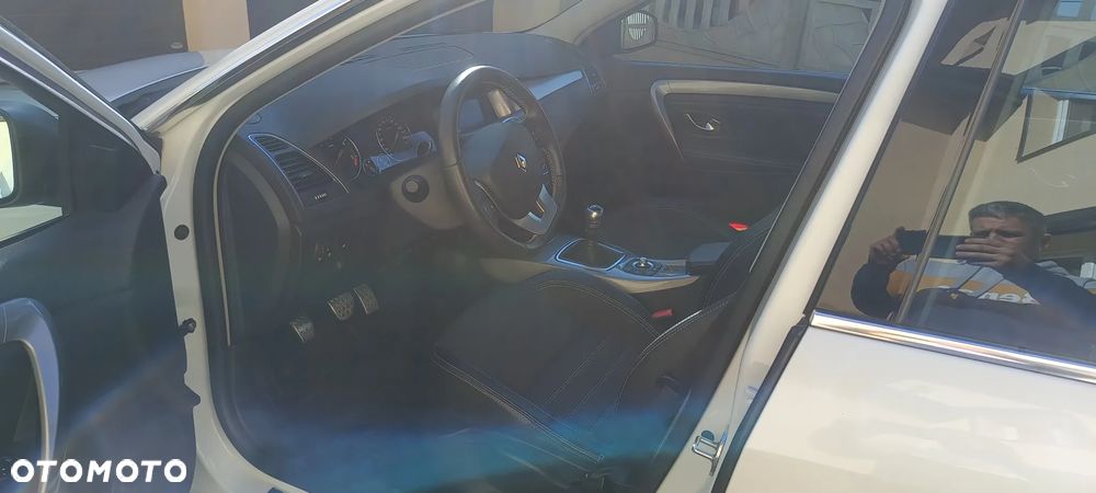 Renault Laguna dCi 110 FAP Dynamique - 9