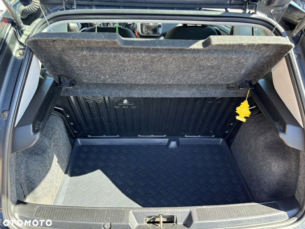 Fiat Grande Punto - 23